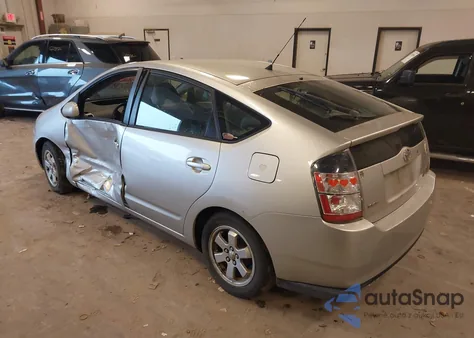 2005 Toyota Prius from USA, damaged, VIN JTDKB20U053076907